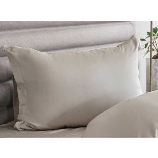 Poszewka-na-poduszk-z-jedwabistego-bambusa-marki-Home-by-TEMPUR.jfif